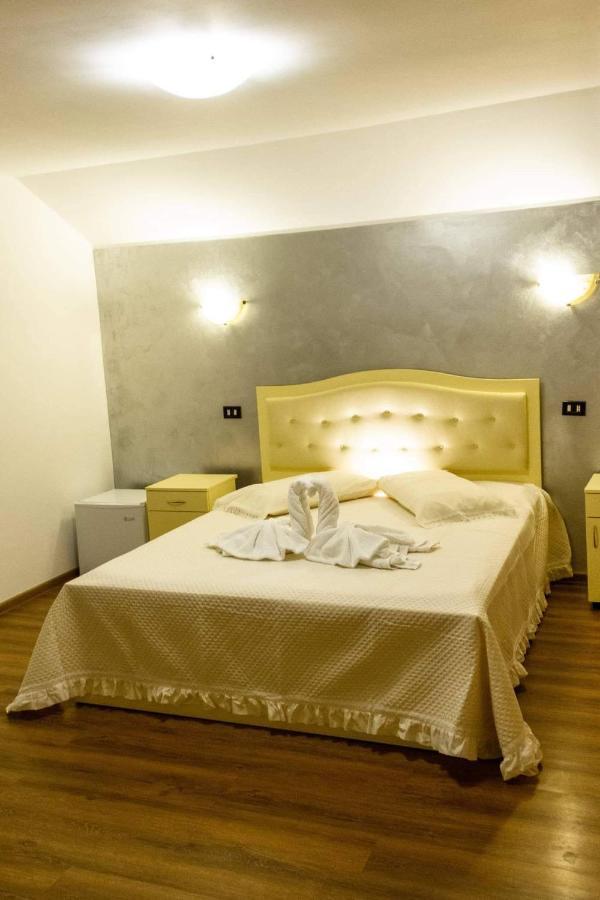 Casa Rasaritul Soarelui Sarichioi Hotel Kültér fotó